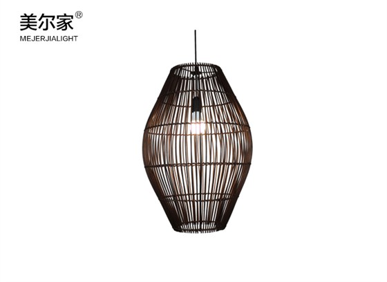 美爾家藤編吊燈