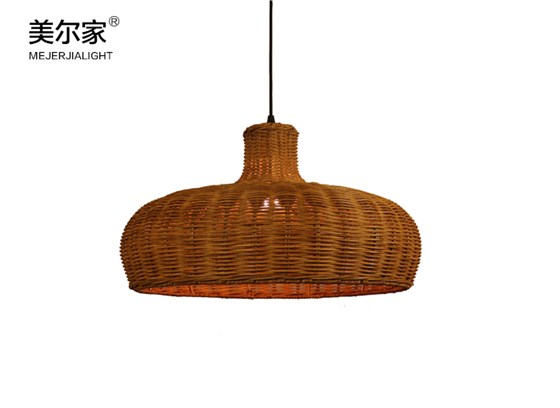 美爾家藤編吊燈