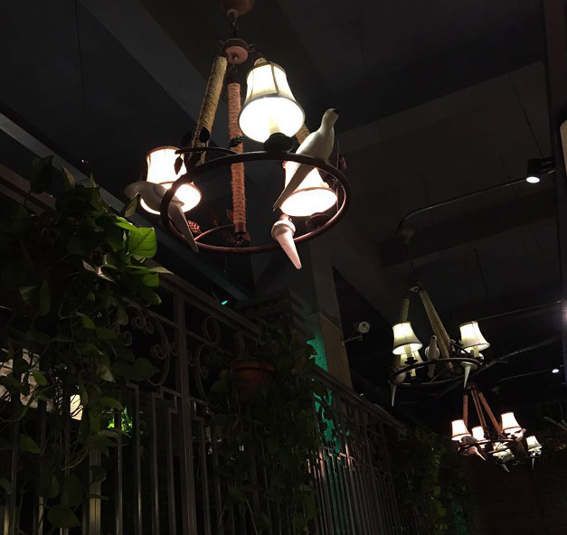 美爾家藤藝燈飾實(shí)拍圖