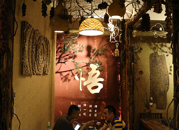 南海又一茗使用美爾家木藝燈飾